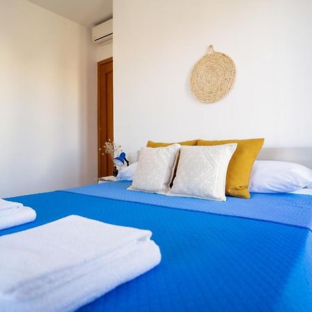 Апартаменти Porto Frailis 2 Тортолі Екстер'єр фото